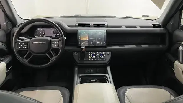 Land Rover Defender 110 X-Dynamic HSE 3.0 TD (Aut)