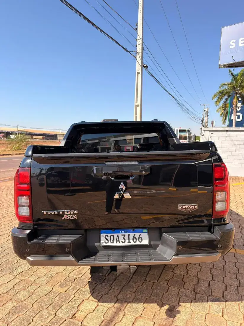 galeria MITSUBISHI TRITON KATANA 4X4