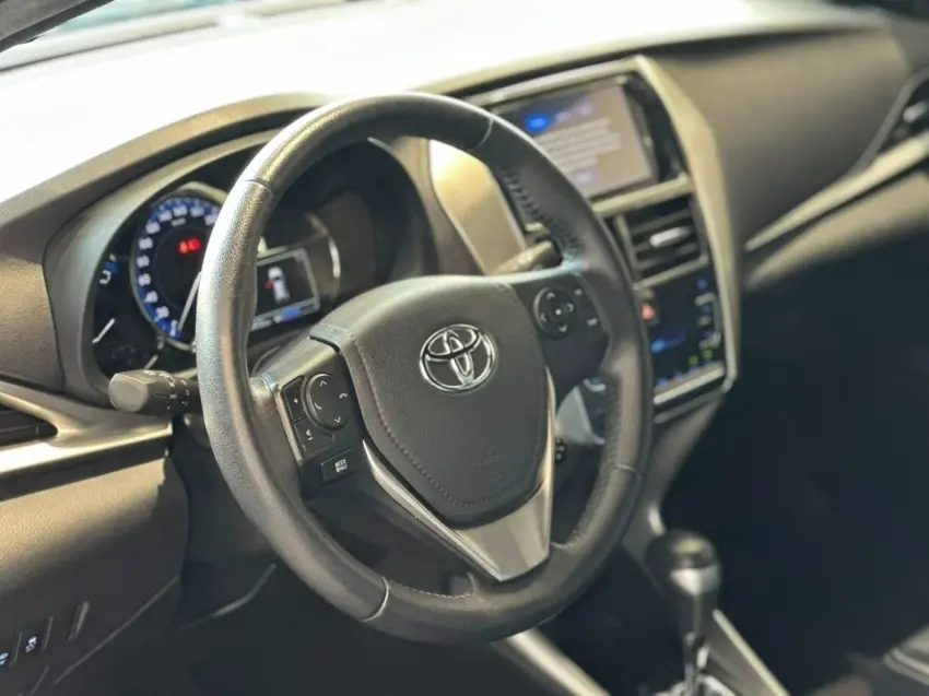 galeria YARIS