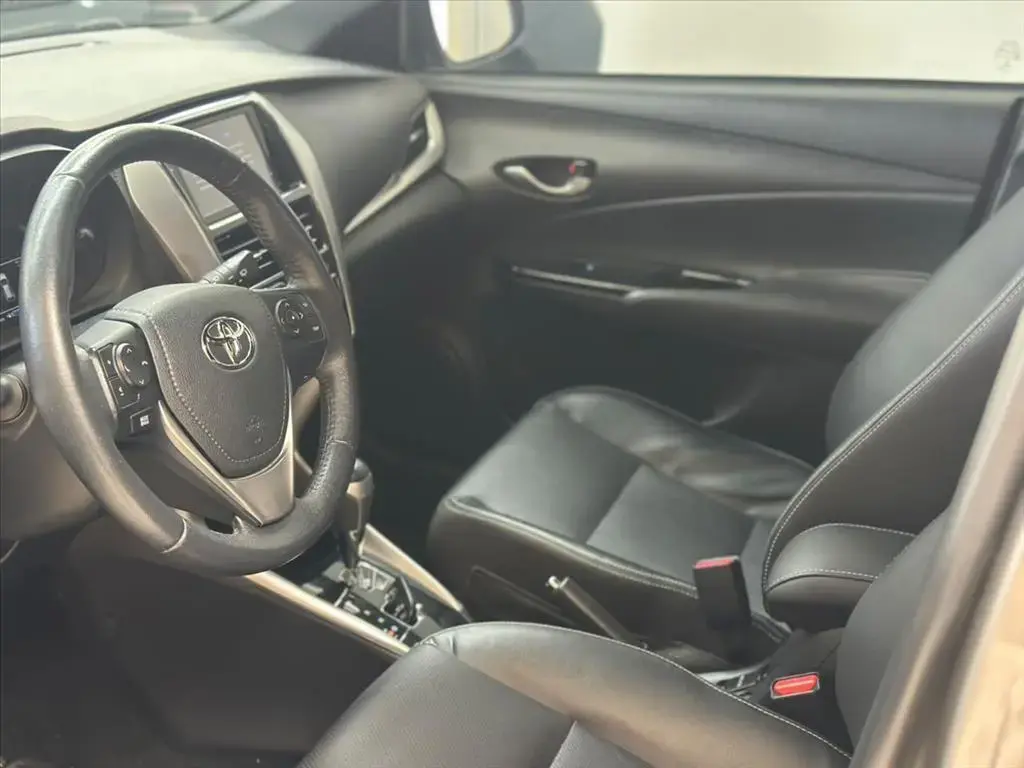 galeria YARIS