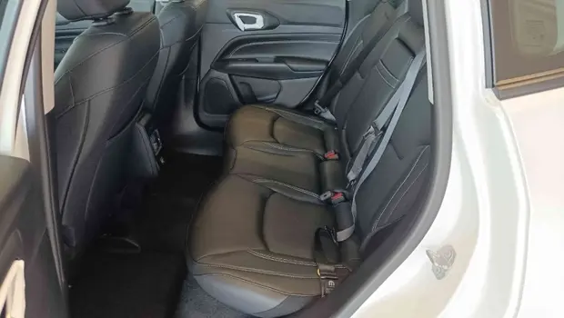 Jeep COMPASS 1.3 T270 TURBO FLEX LONGITUDE AT6