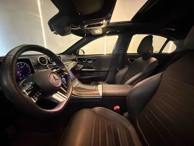 Mercedes Benz C 300 2.0 EQ BOOST HÍBRIDO AMG LINE 9G-TRONIC