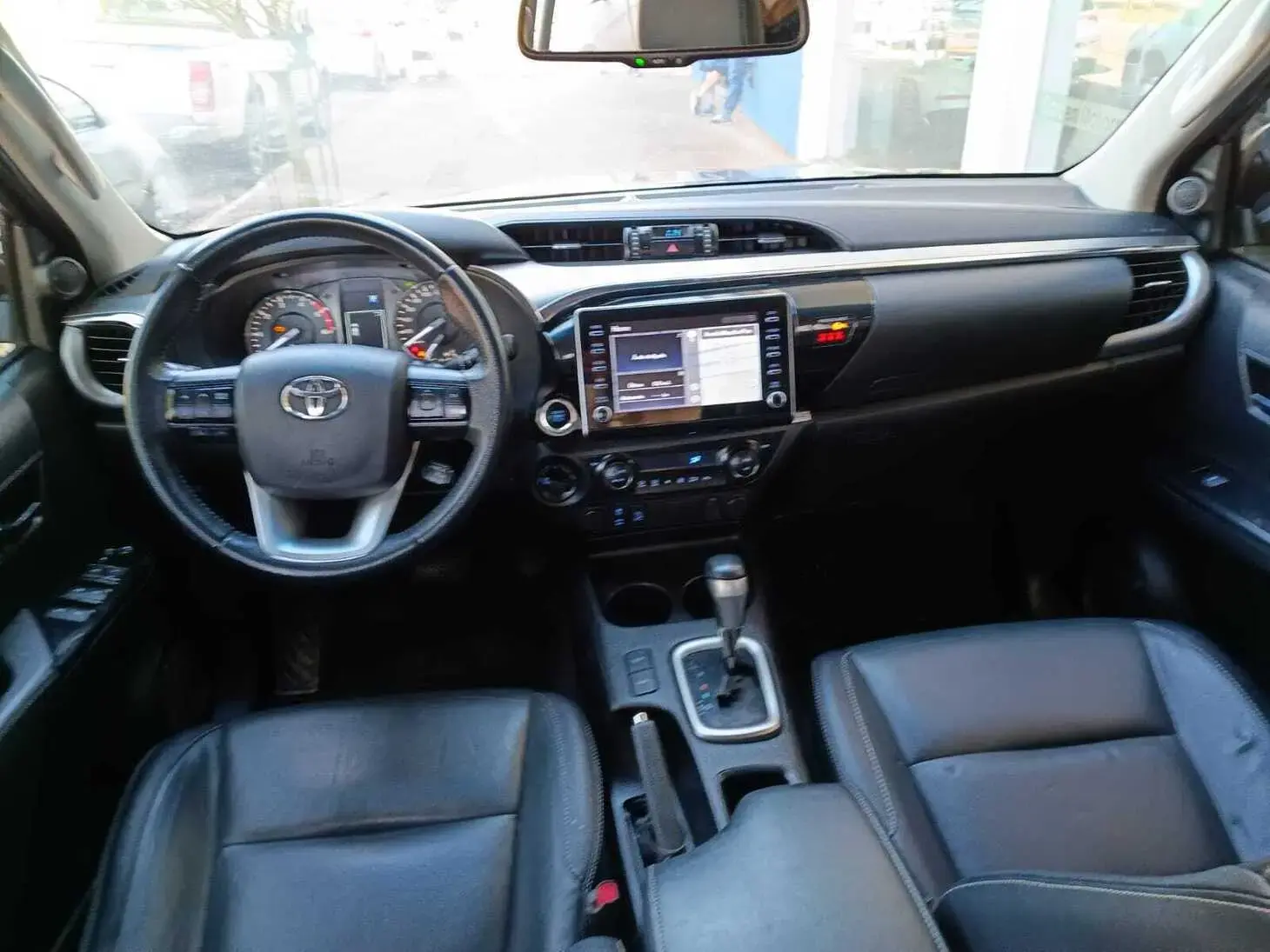 galeria HILUX