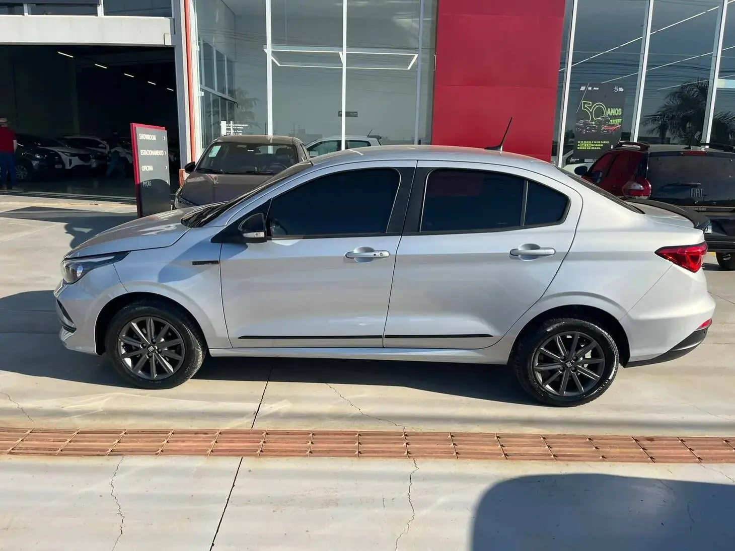 galeria FIAT CRONOS DRIVE 1.3 AUTOMATICO