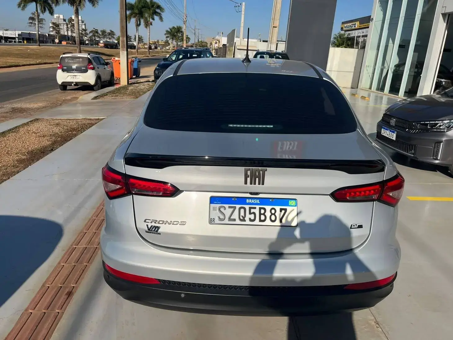 galeria FIAT CRONOS DRIVE 1.3 AUTOMATICO