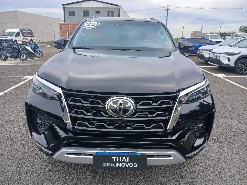galeria HILUX SW4