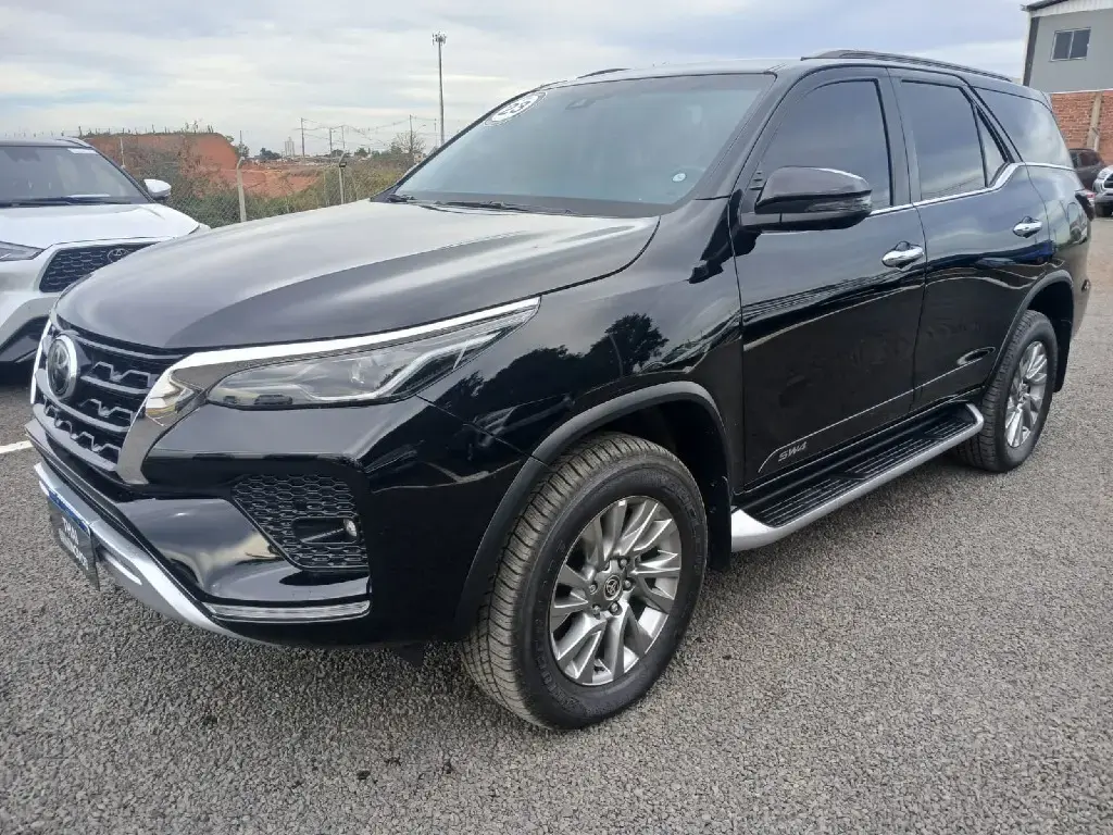 galeria HILUX SW4