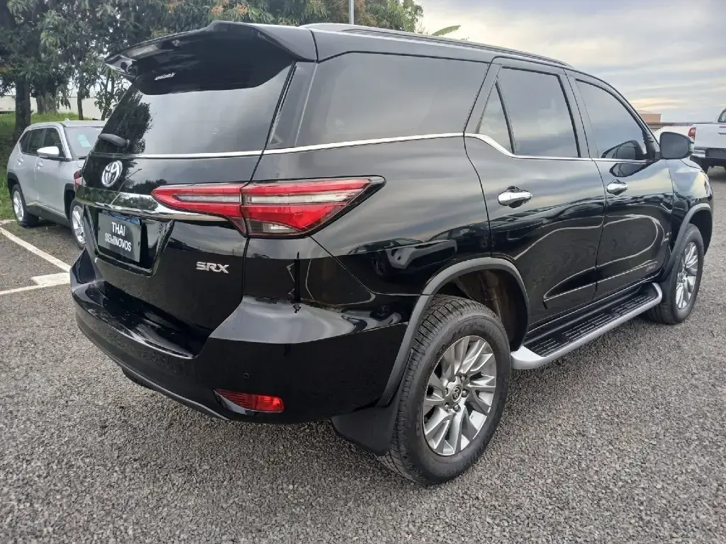 galeria HILUX SW4