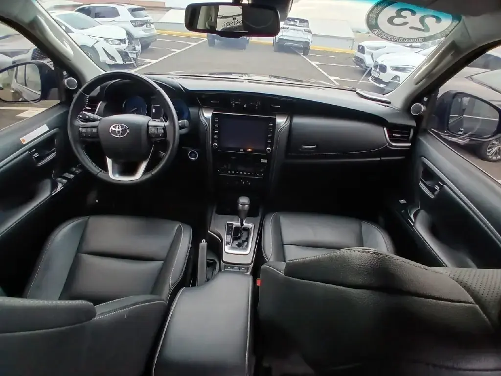 galeria HILUX SW4