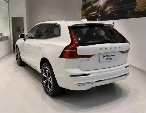 Volvo XC60 2.0 T8 RECHARGE INSCRIPTION EXPRESSION AWD GEARTRONIC