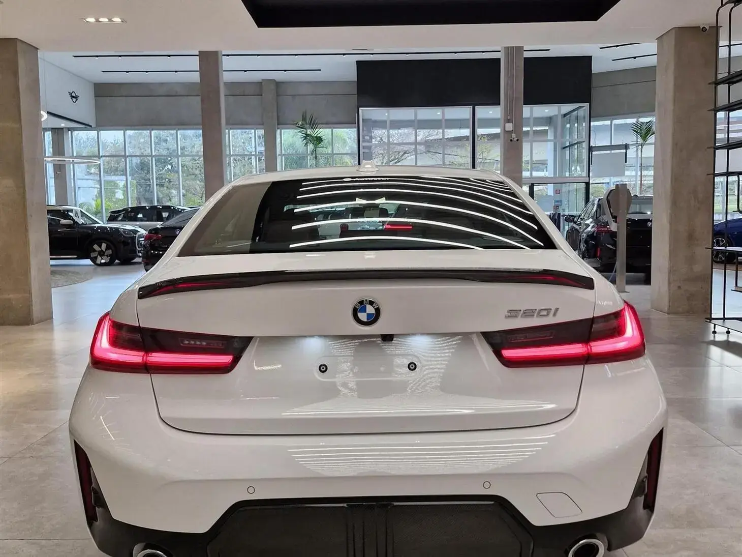 galeria 320i