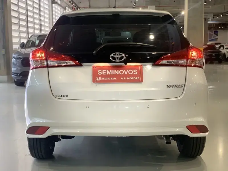 galeria Yaris