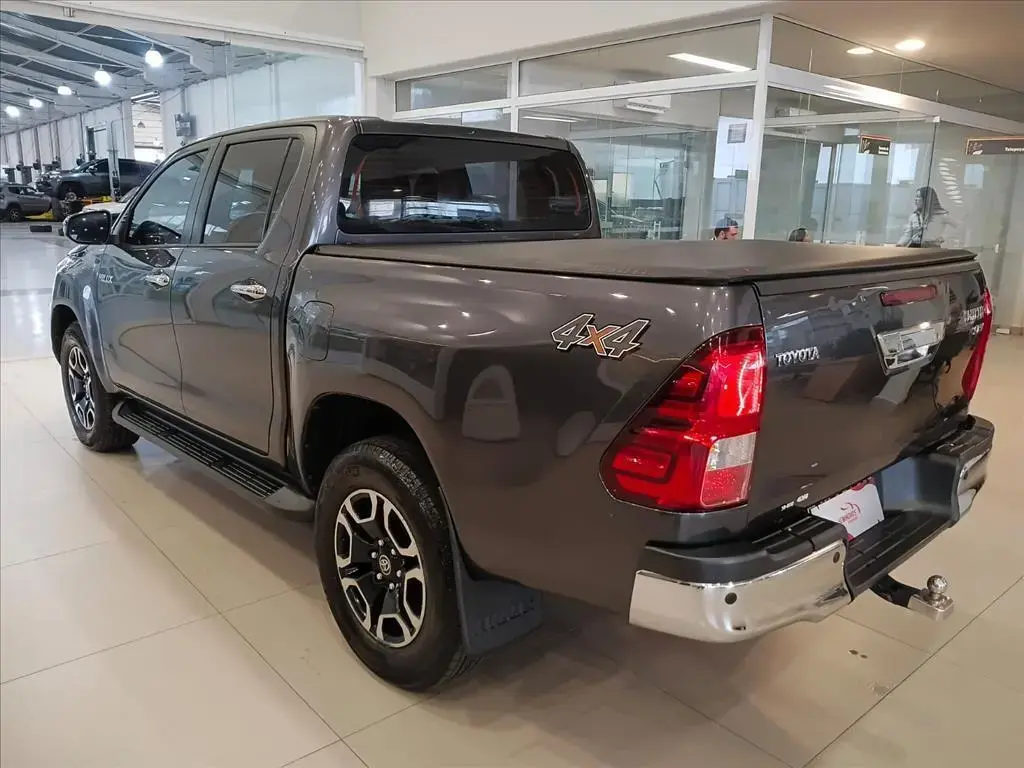 galeria HILUX