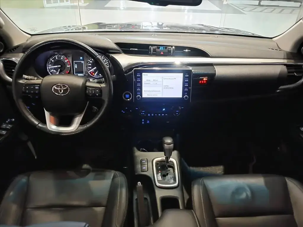 galeria HILUX