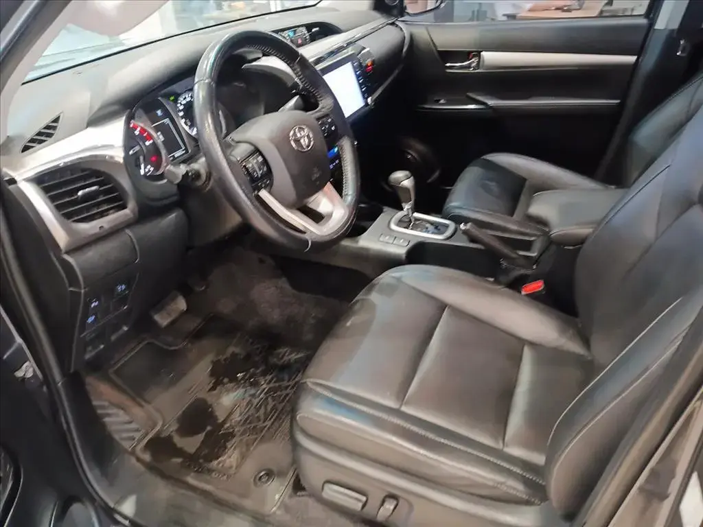 galeria HILUX