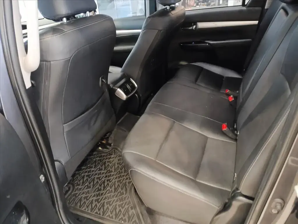 galeria HILUX