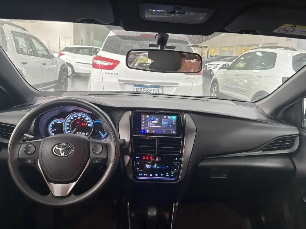 galeria YARIS