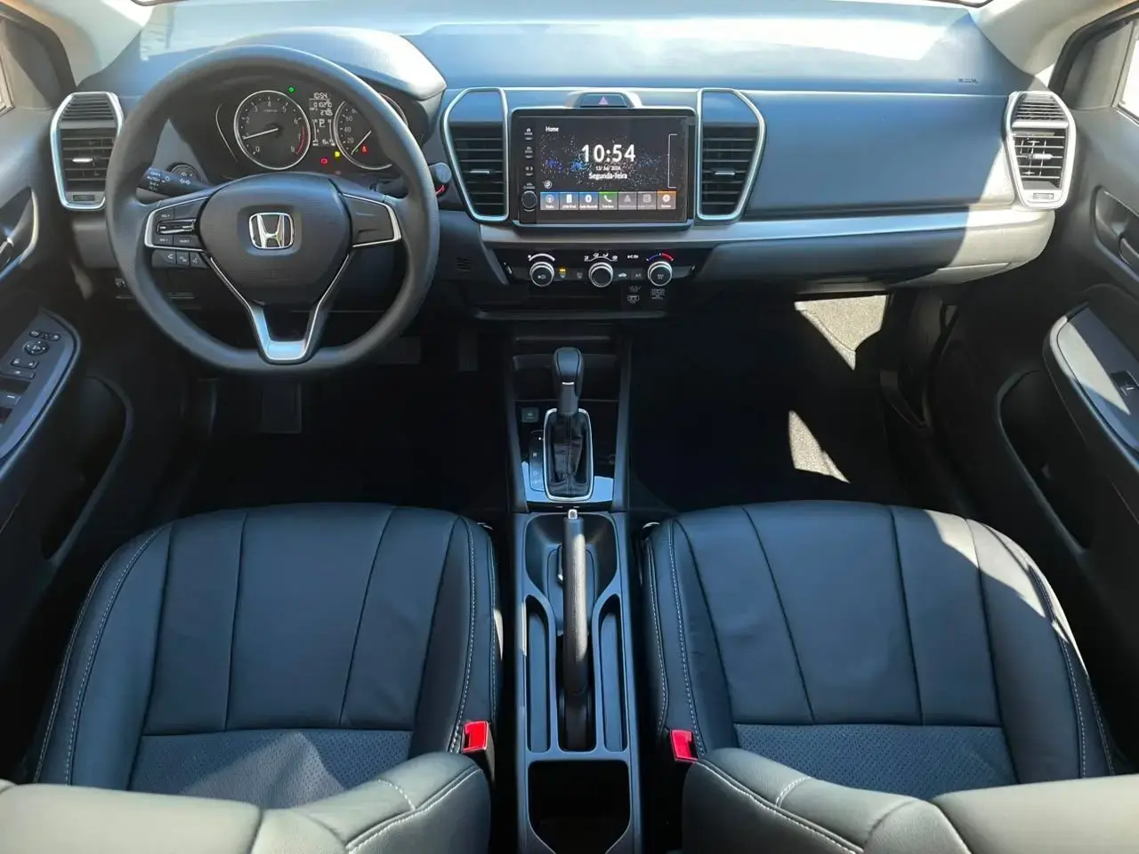 galeria CITY SEDAN LX
