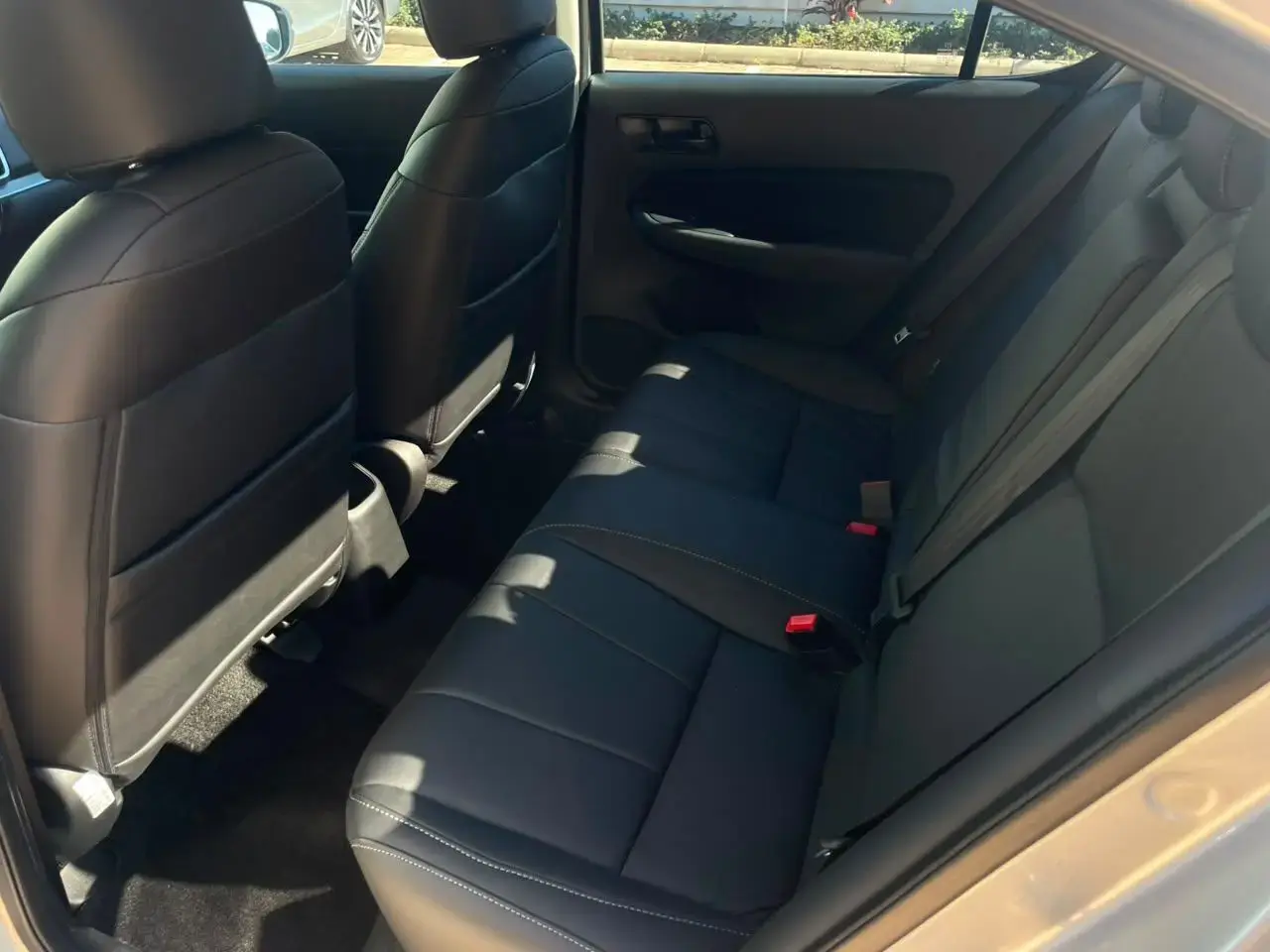 galeria CITY SEDAN LX