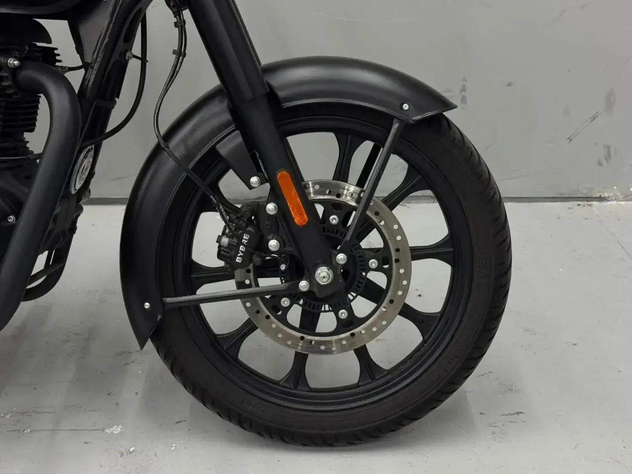 galeria Classic 350 Dark