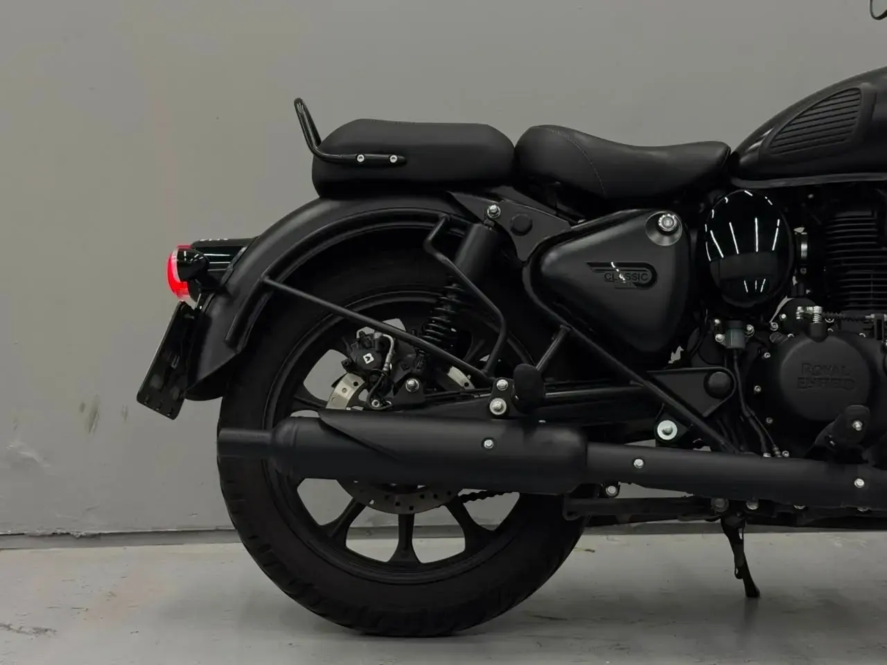 galeria Classic 350 Dark