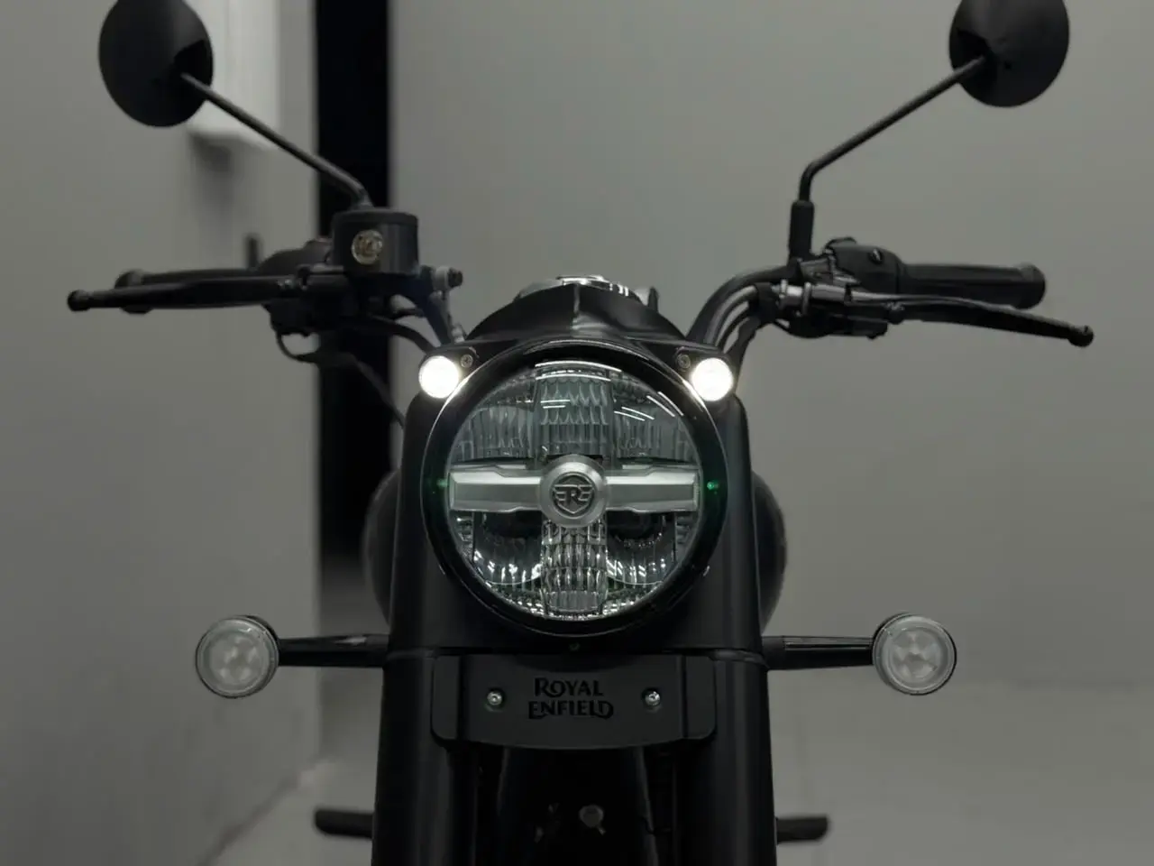 galeria Classic 350 Dark