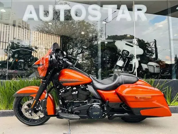 Harley Davidson Street Glide SPECIAL FLHXS
