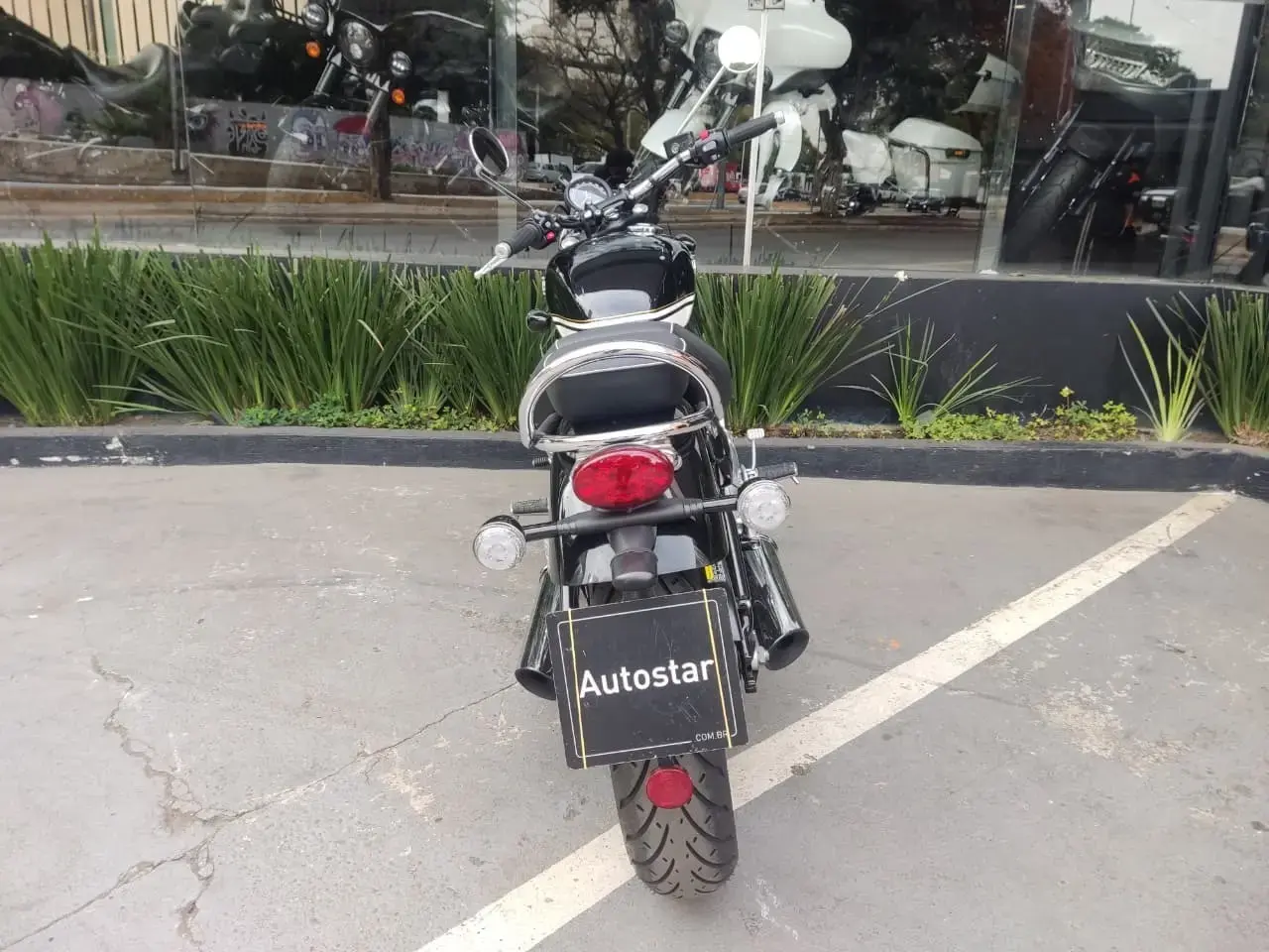 galeria Bonneville Speedmaster