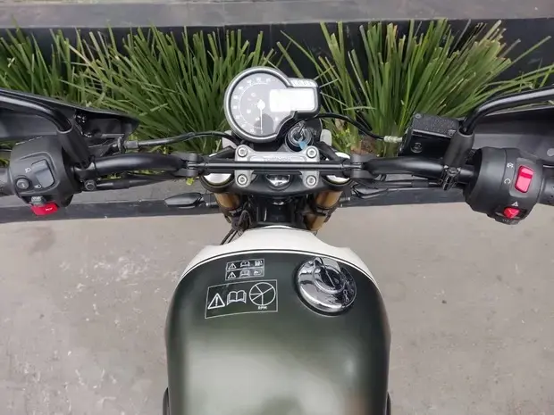 Triumph Scrambler 400 X ABS