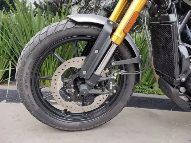 Triumph Scrambler 400 X ABS