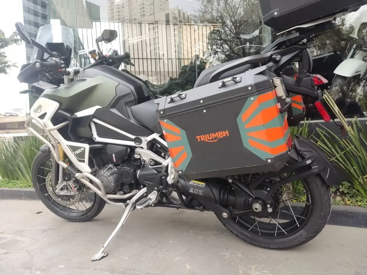 galeria Tiger 1200