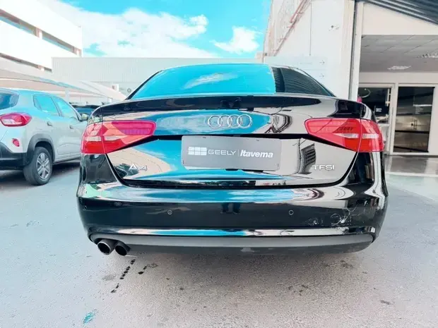 Audi A4 1.8 TFSI AMBIENTE AVANT GASOLINA 4P MULTITRONIC