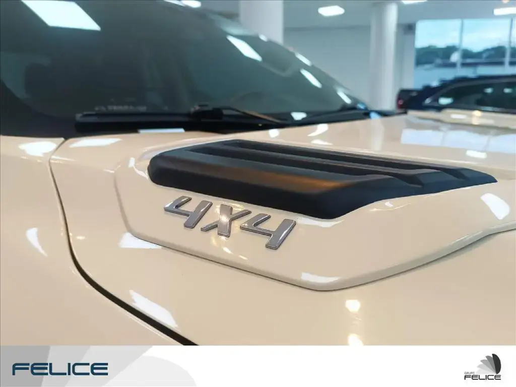 galeria L200 TRITON