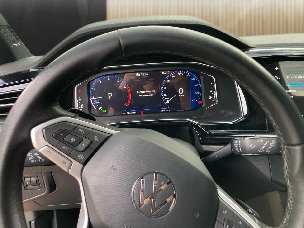 galeria Nivus Highline 1.0 200 TSI Flex Aut.