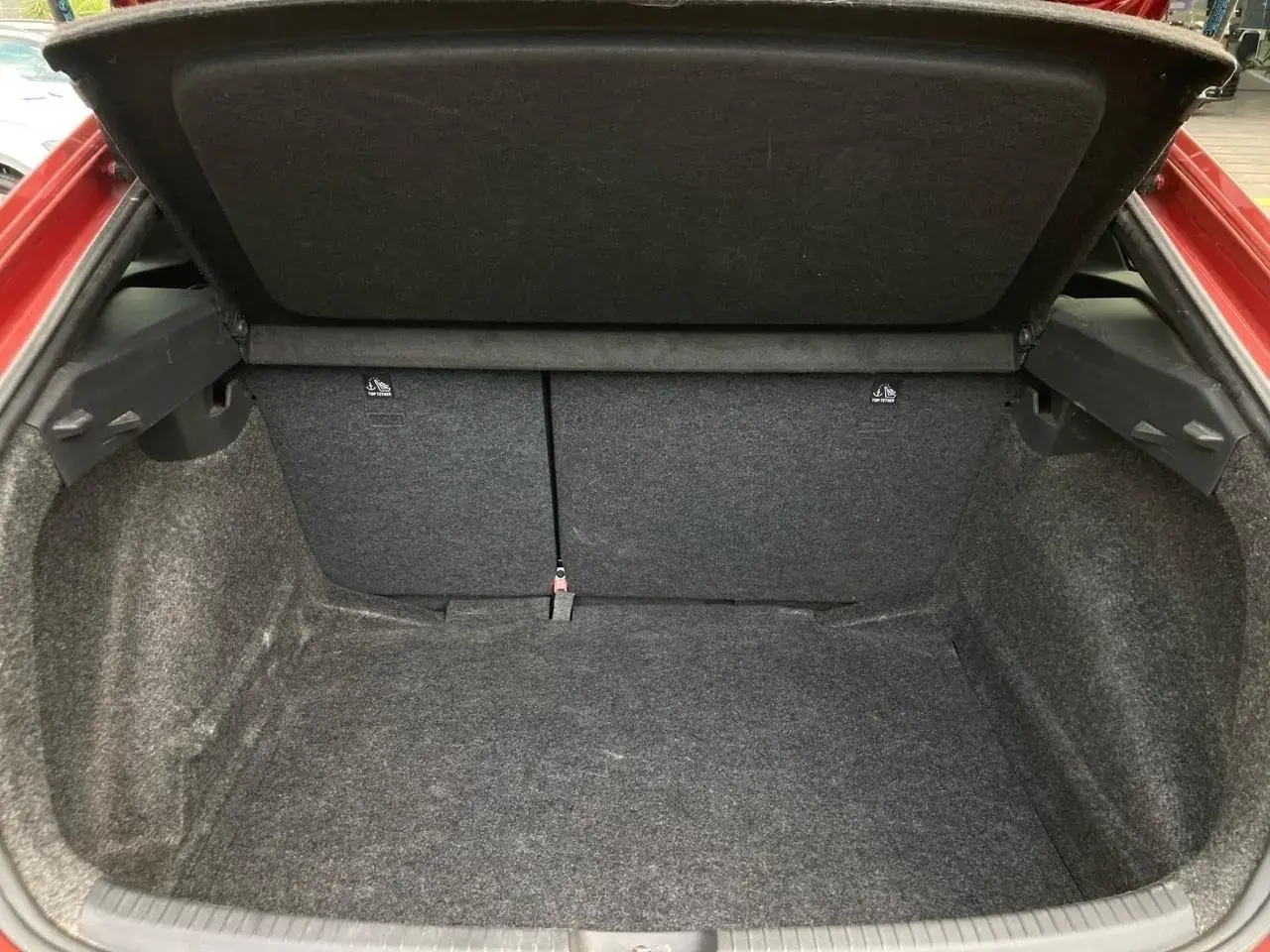 galeria Nivus Highline 1.0 200 TSI Flex Aut.