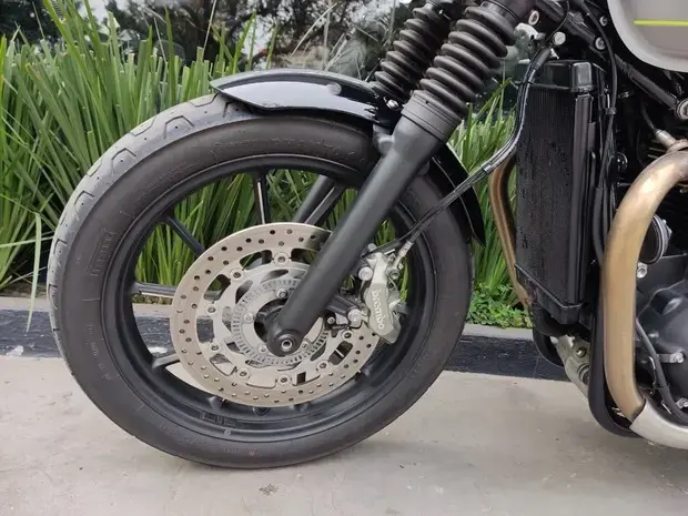 Triumph Speed Twin 900 ABS