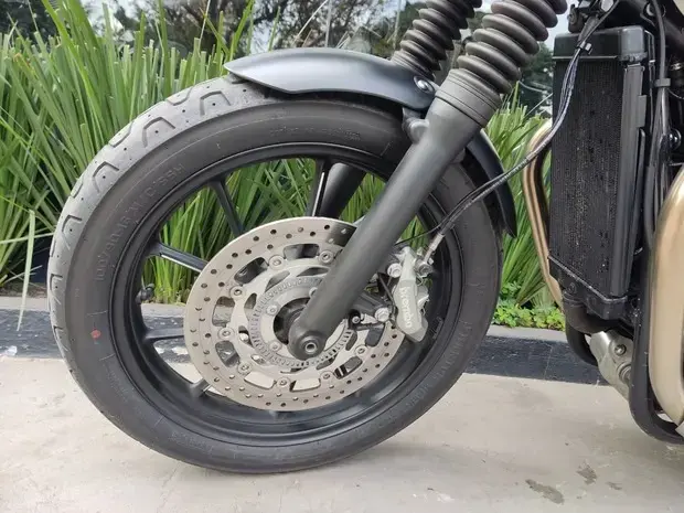 Triumph Speed Twin 900 ABS