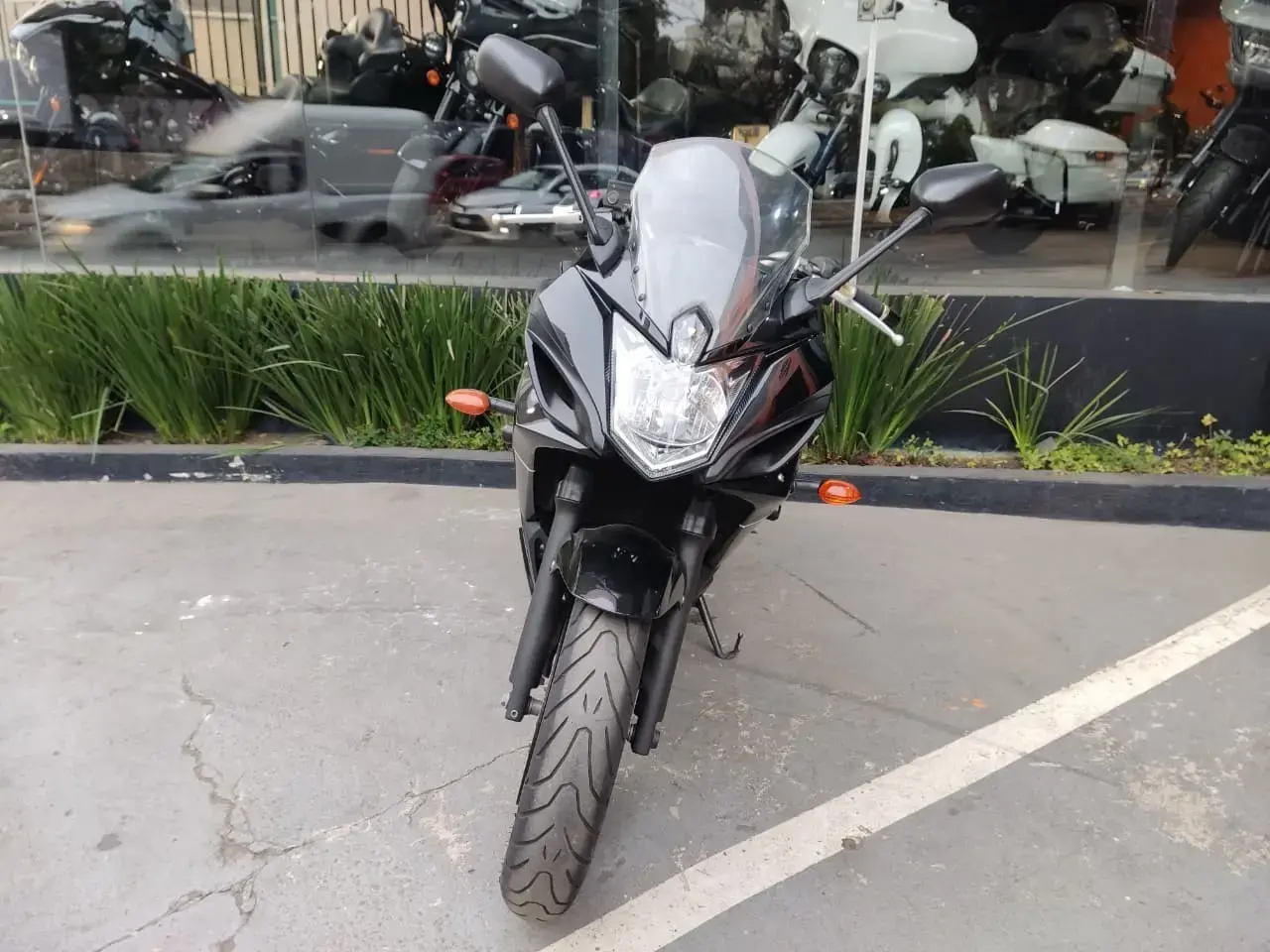 galeria Xj6 F