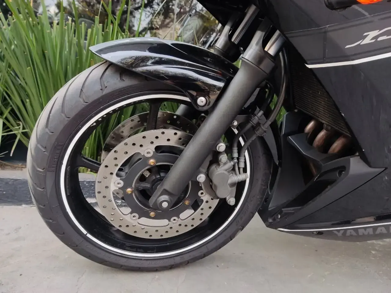 galeria Xj6 F