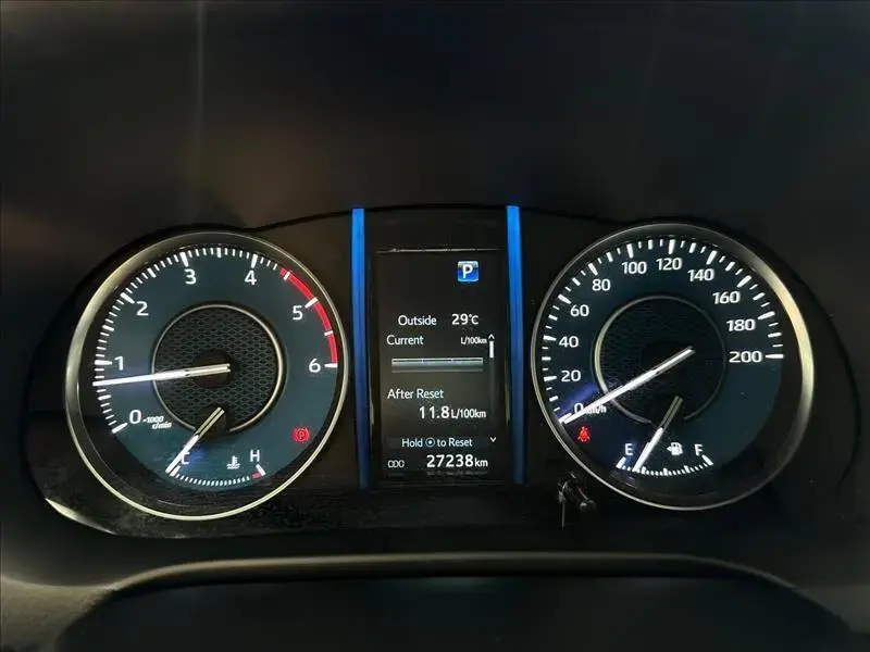 galeria HILUX SW4