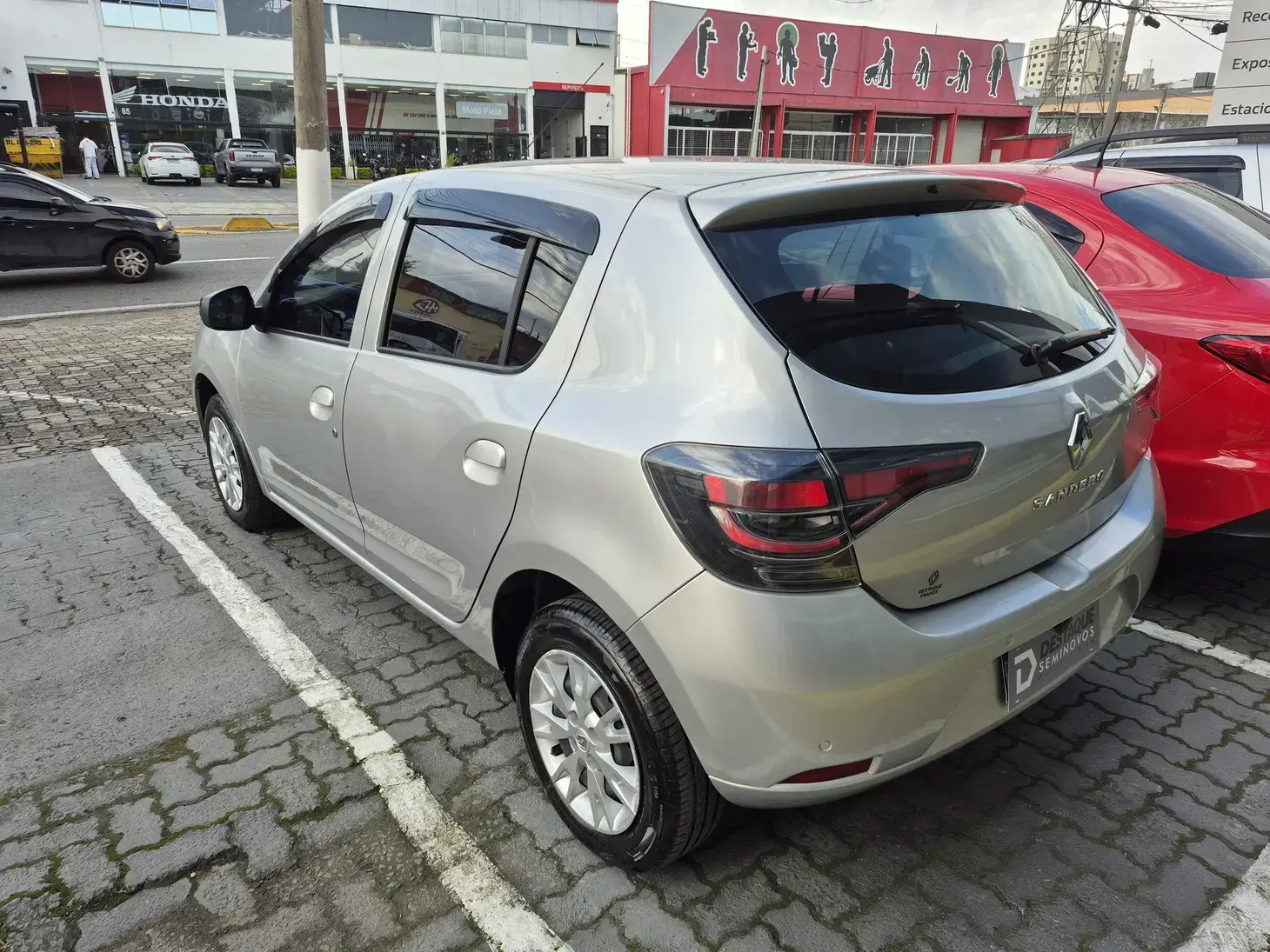 galeria SANDERO