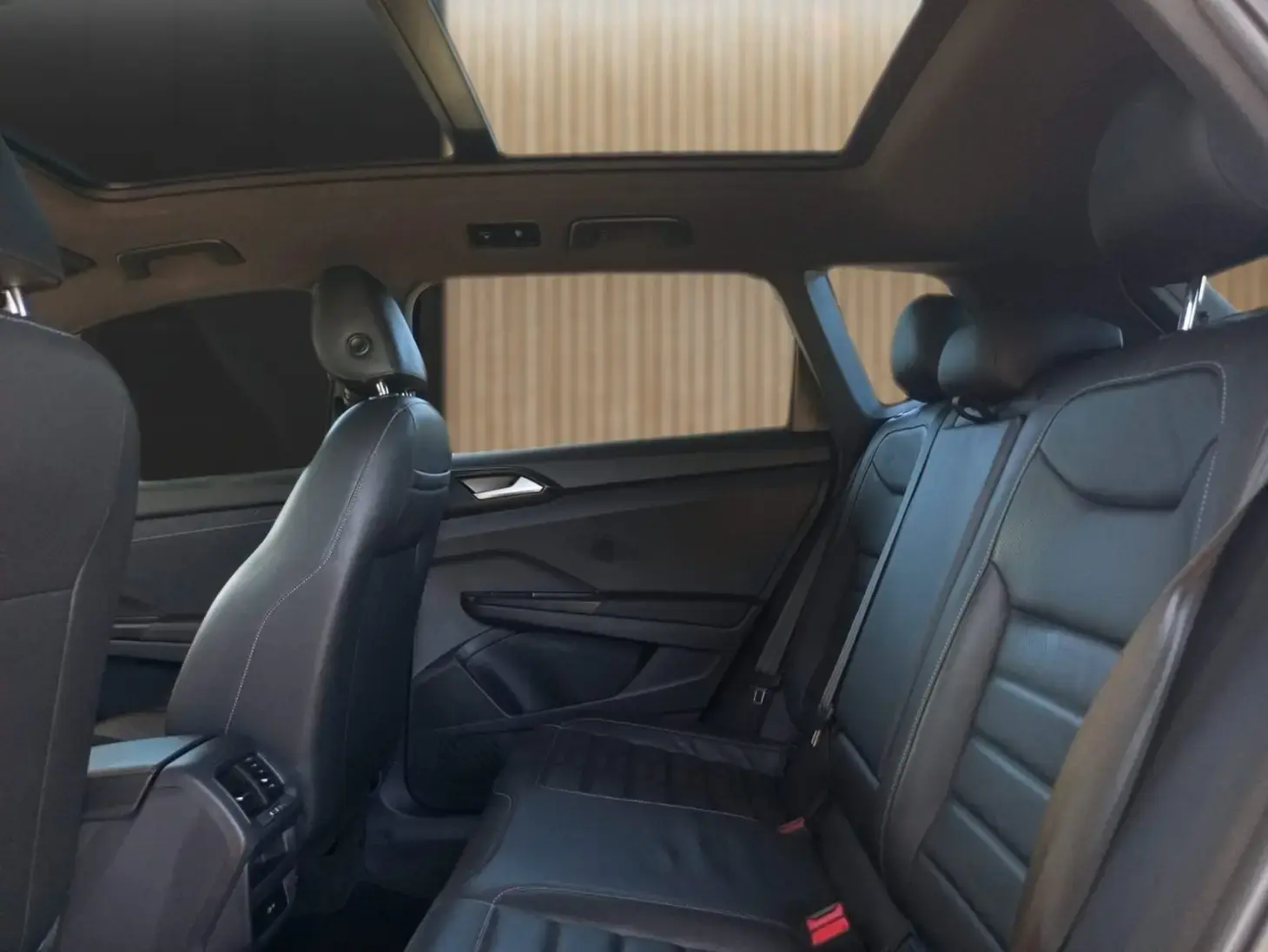 galeria TAOS Highline 1.4 250 TSI Flex Aut.