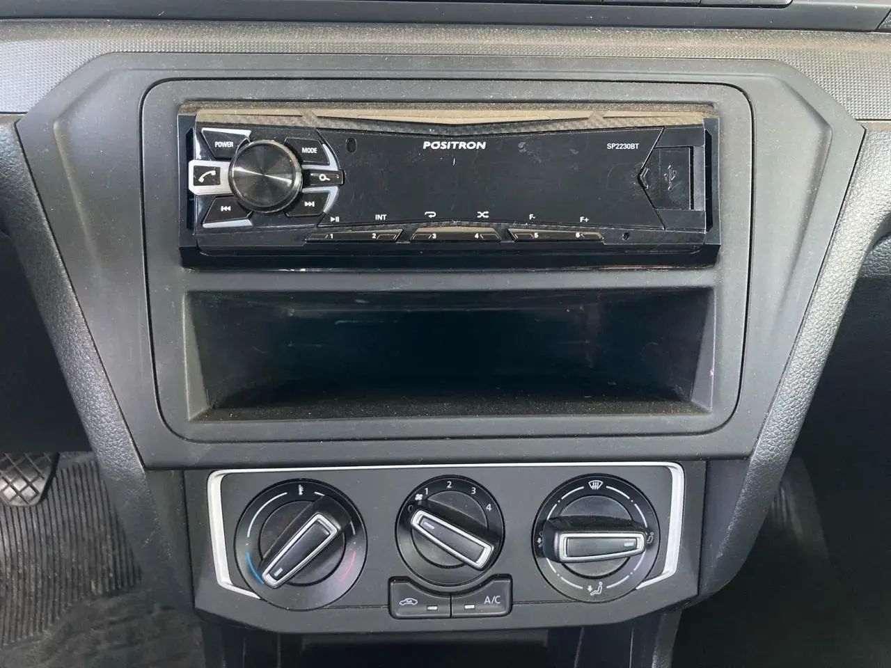 galeria Saveiro Robust 1.6 Total Flex 16V