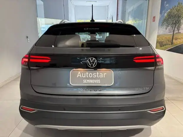Volkswagen Nivus Highline 1.0 Turbo (Aut.)