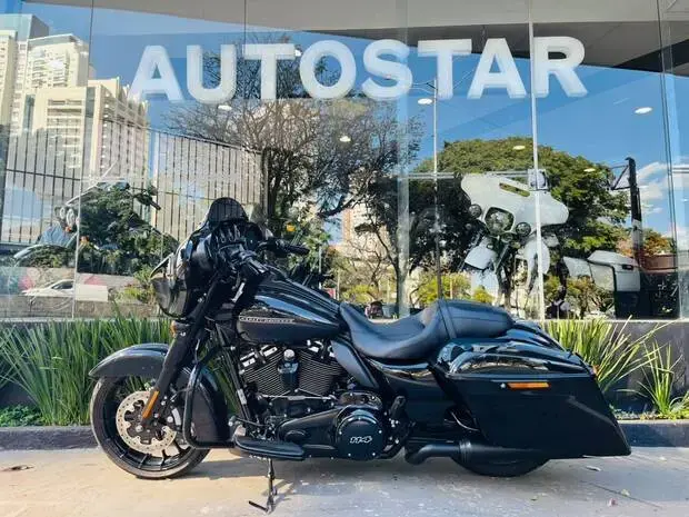 Harley Davidson Street Glide SPECIAL FLHXS