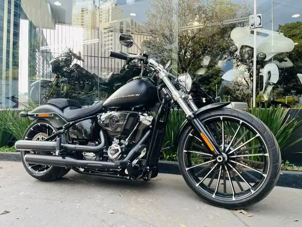 Harley Davidson Breakout FXBR