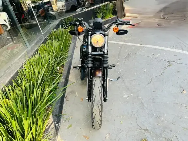 Harley Davidson Xl 883 N IRON