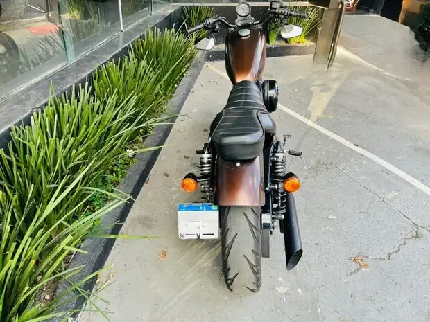 Harley Davidson Xl 883 N IRON