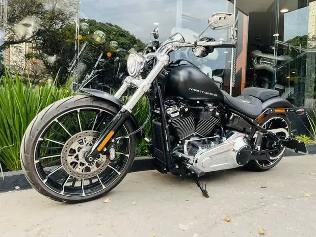 Harley Davidson Breakout FXBR