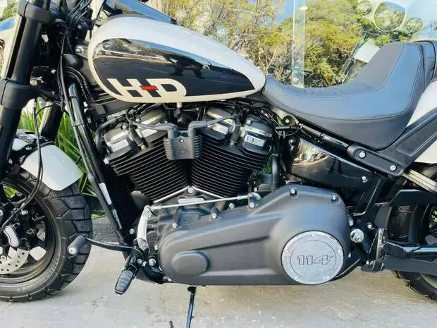 Harley Davidson FAT BOB FXFBS FAT BOB 114